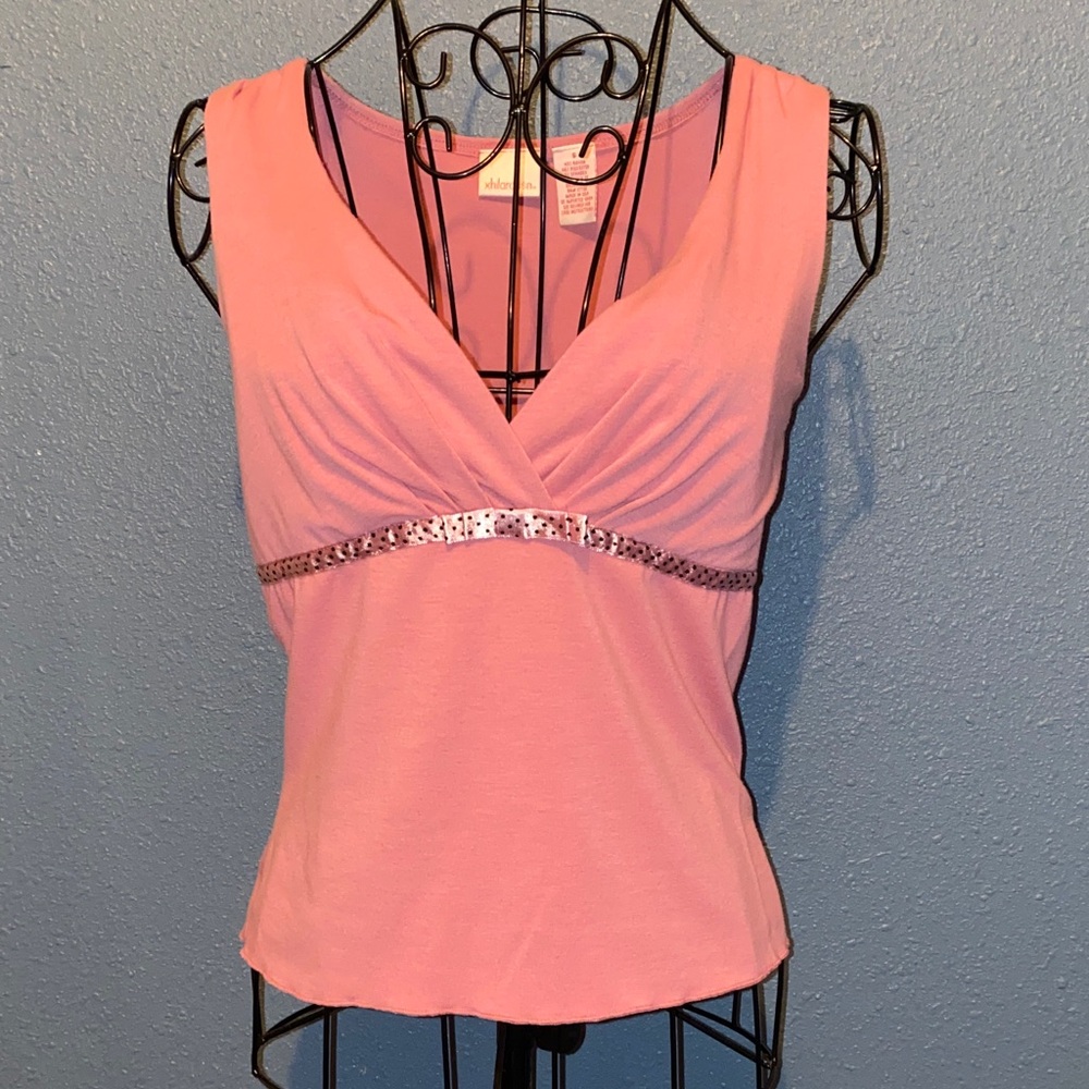 Pink Sleeveless V-Neck Trim Top/Shell